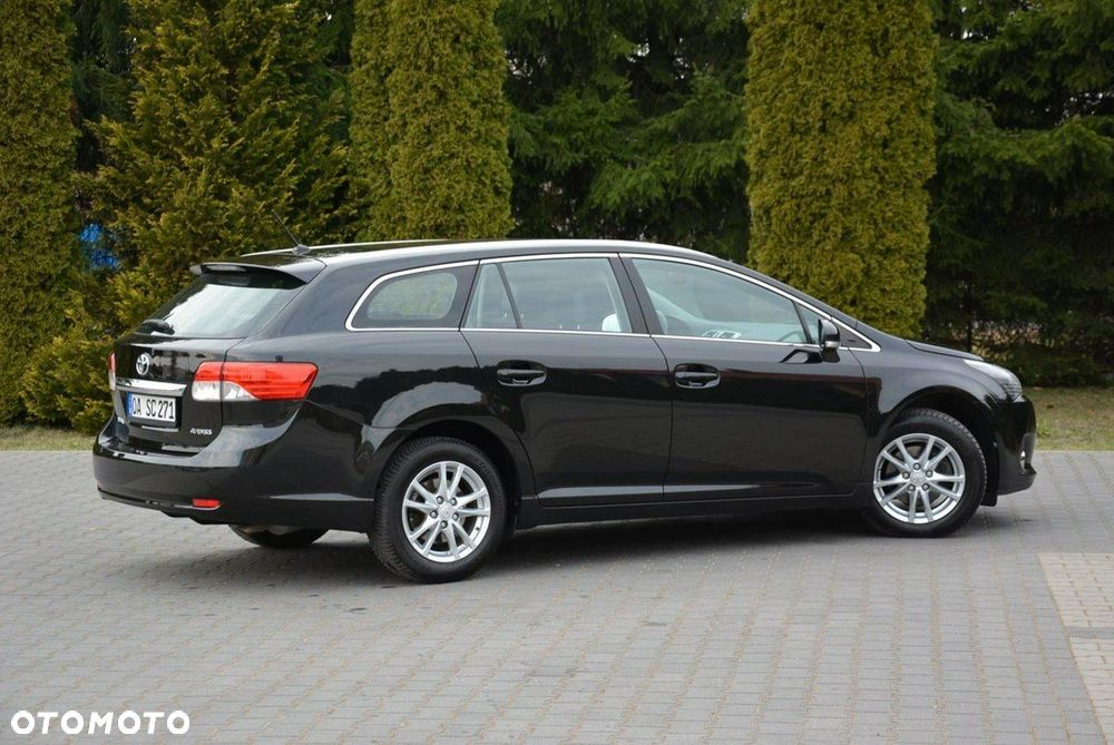 Toyota Avensis 2.0 D-4D Comfort - 5