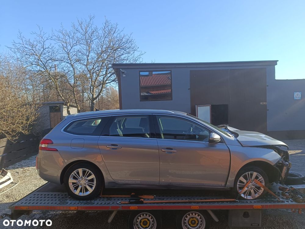 Peugeot 308 BlueHDi 120 EAT6 Stop & Start Business-Line - 17
