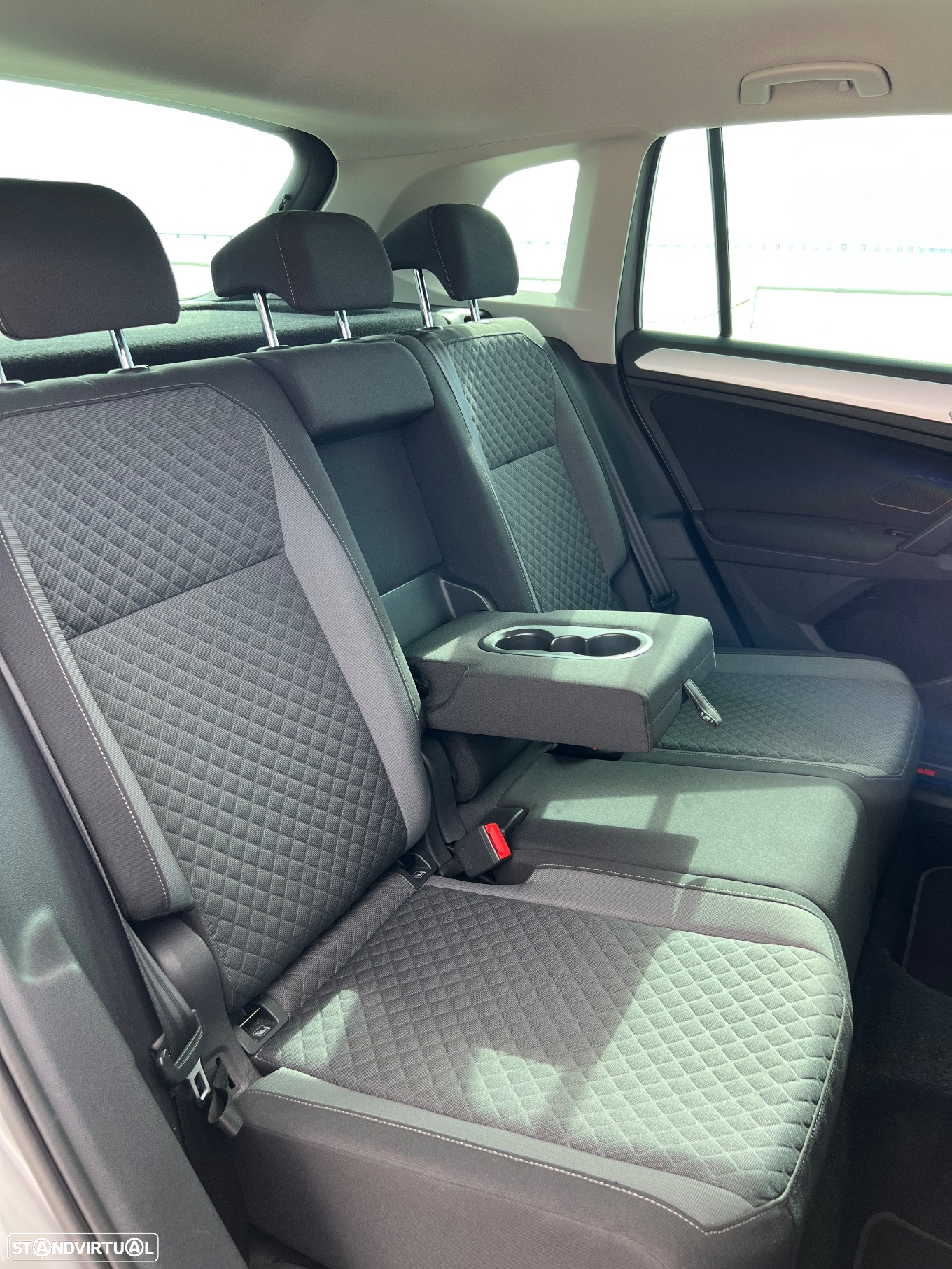 VW Tiguan 1.6 TDI Confortline - 30