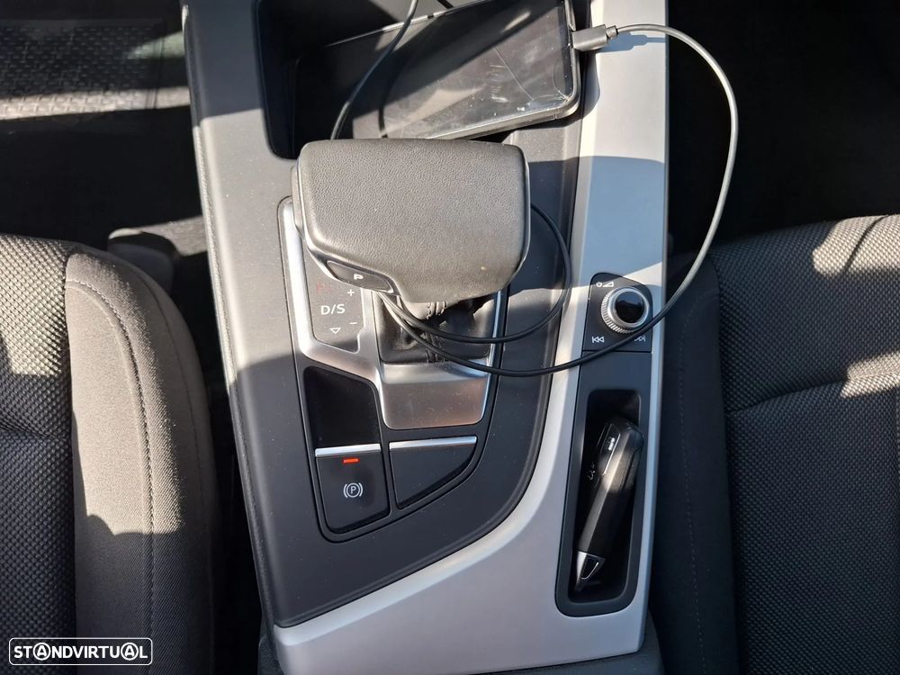 Audi A4 Avant 35 TDI S tronic - 41