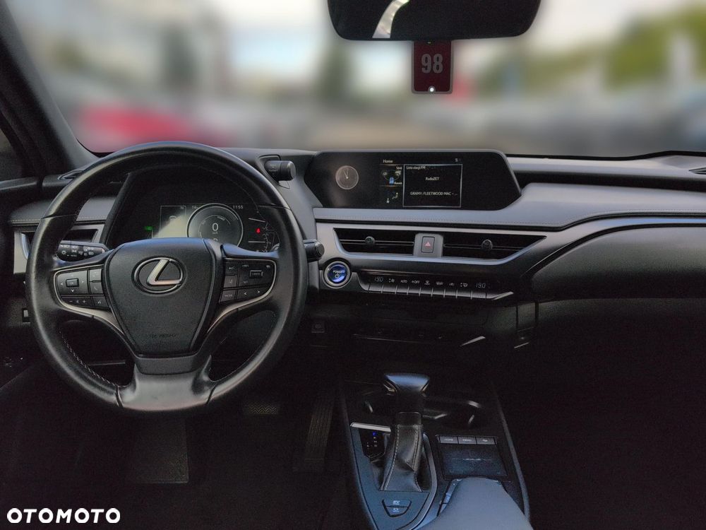 Lexus UX - 11