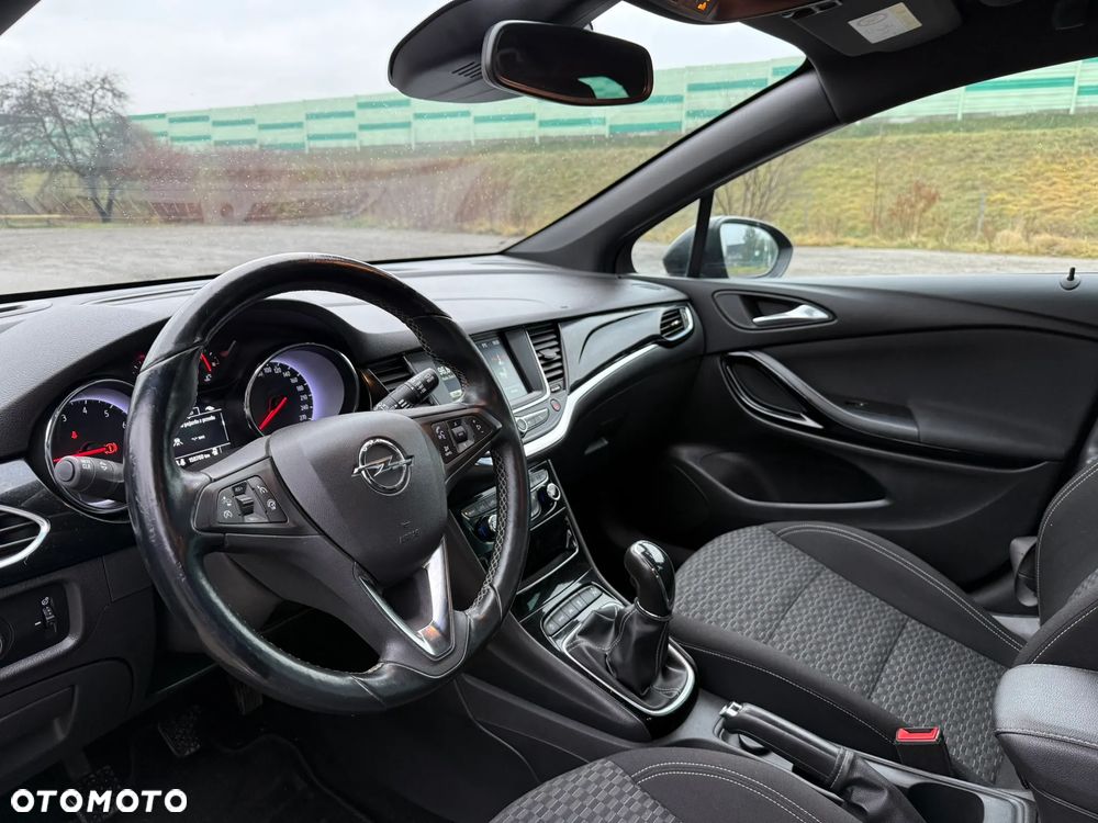 Opel Astra 1.4 Turbo Innovation - 15