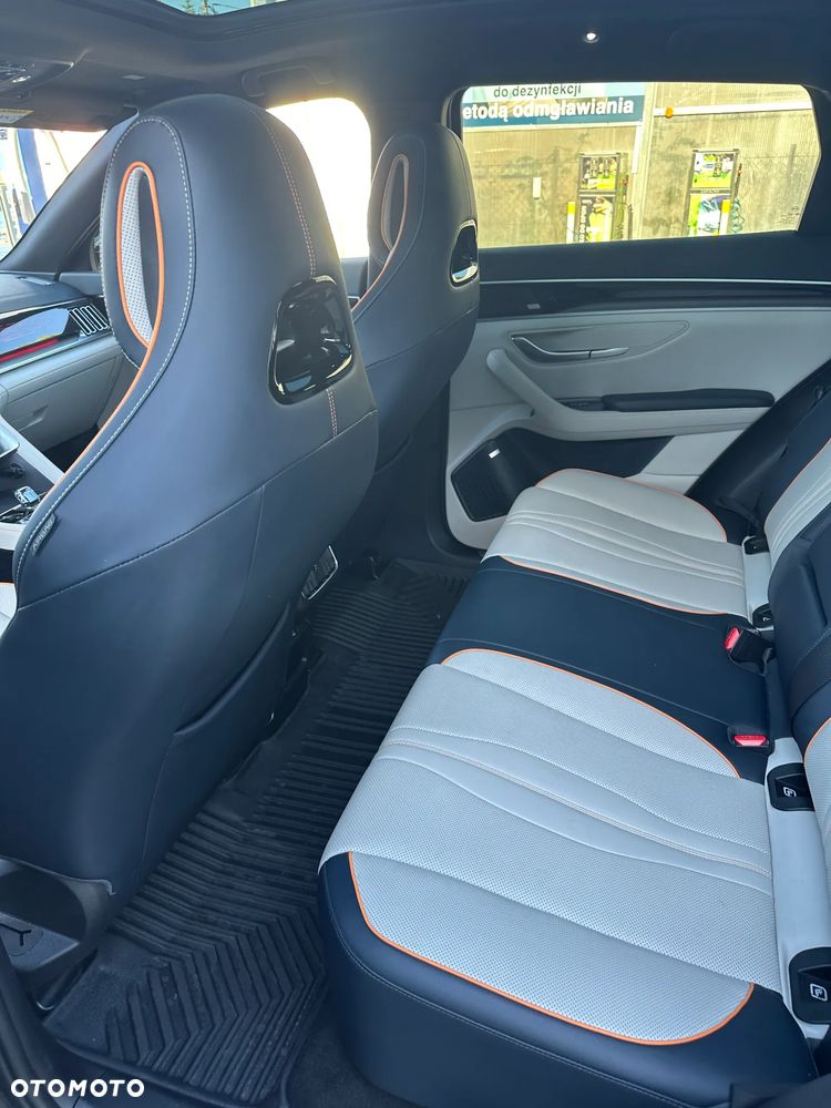 BYD Seal U 71.8kWh Comfort - 10
