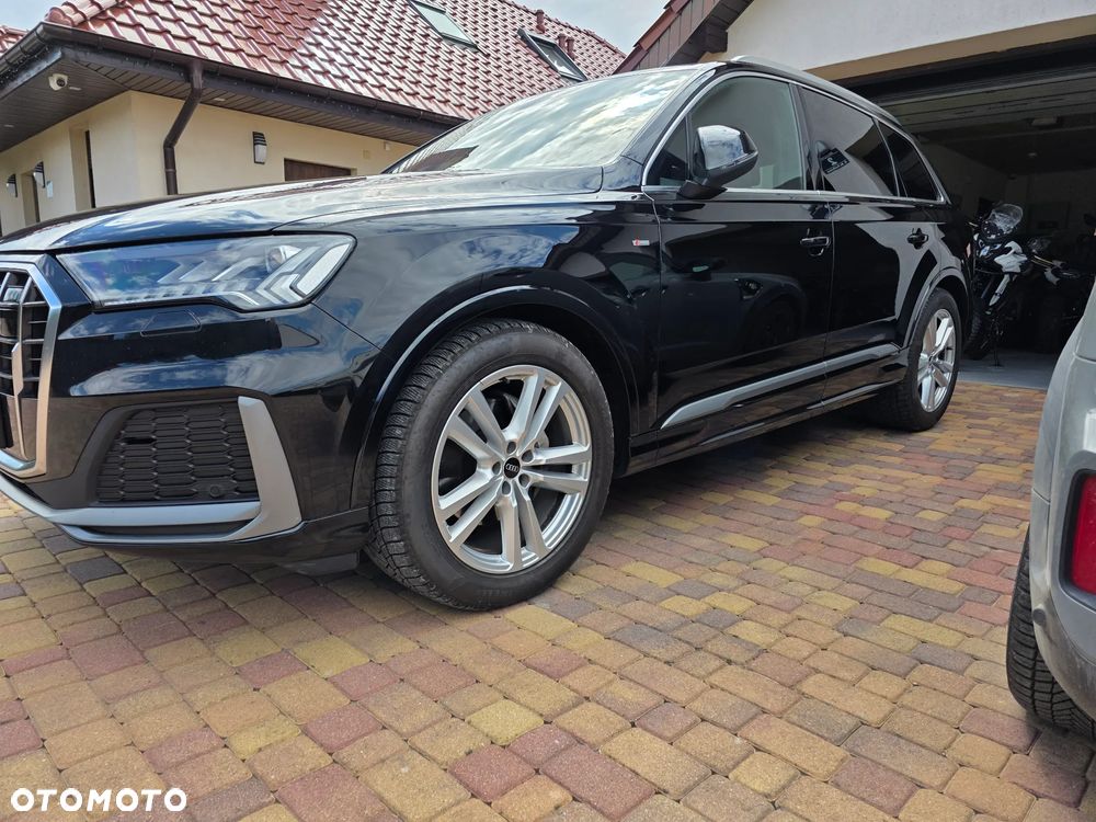 Audi Q7 - 7