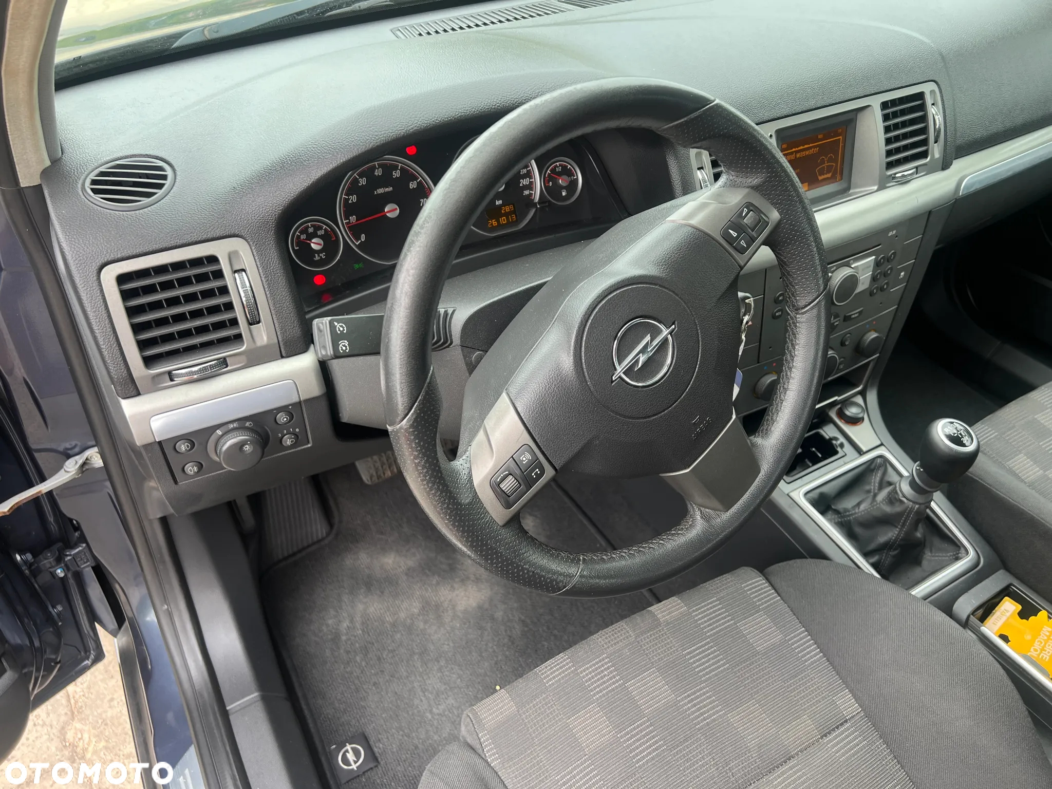 Opel Vectra 1.8 GTS - 9