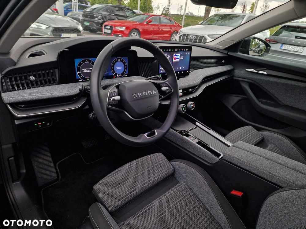 Skoda Superb 1.5 TSI mHEV Selection DSG - 12