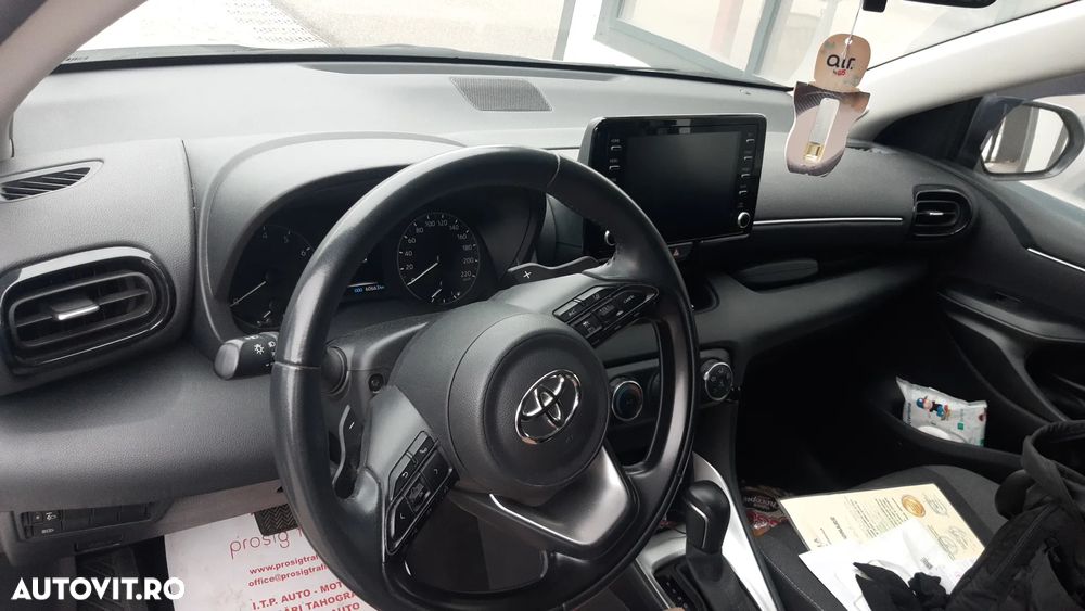Toyota Yaris 1.5 CVT Dynamic - 5
