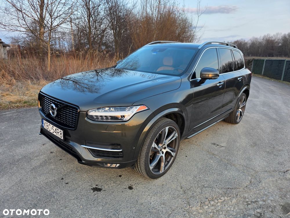 Volvo XC 90 - 1