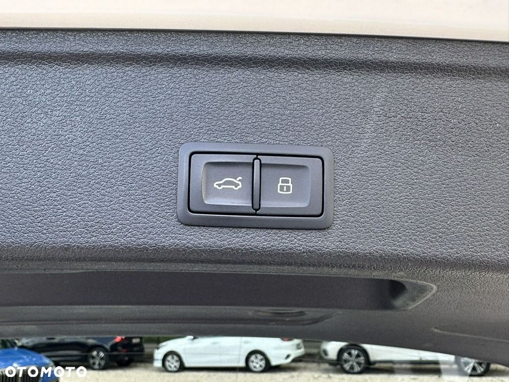 Audi A4 Avant - 10