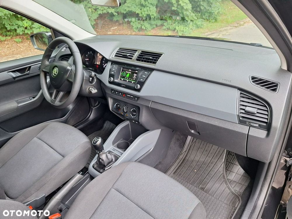Skoda Fabia - 15