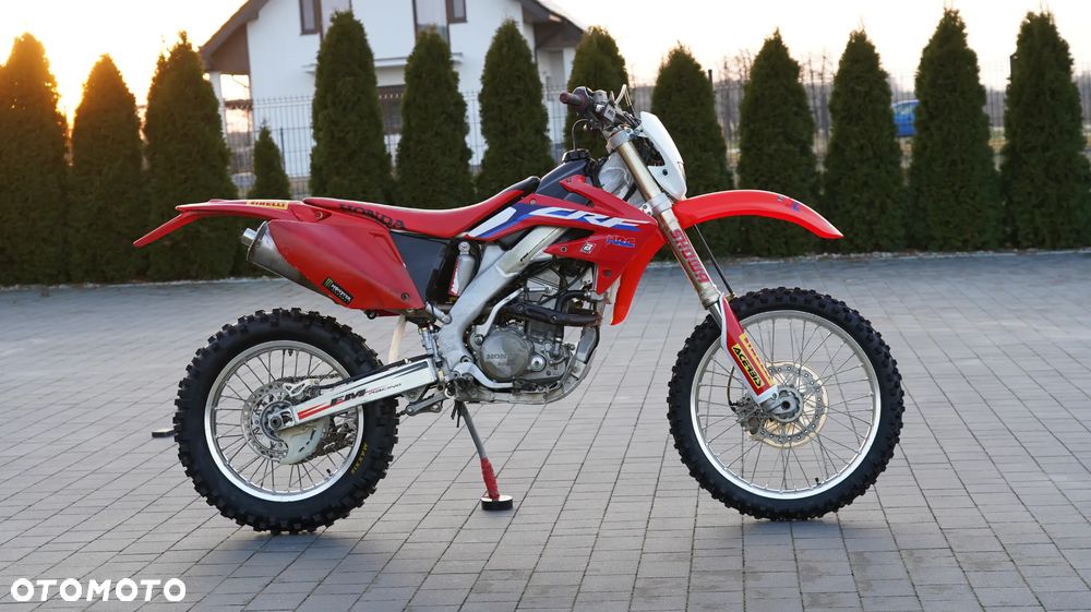Honda CRF - 8