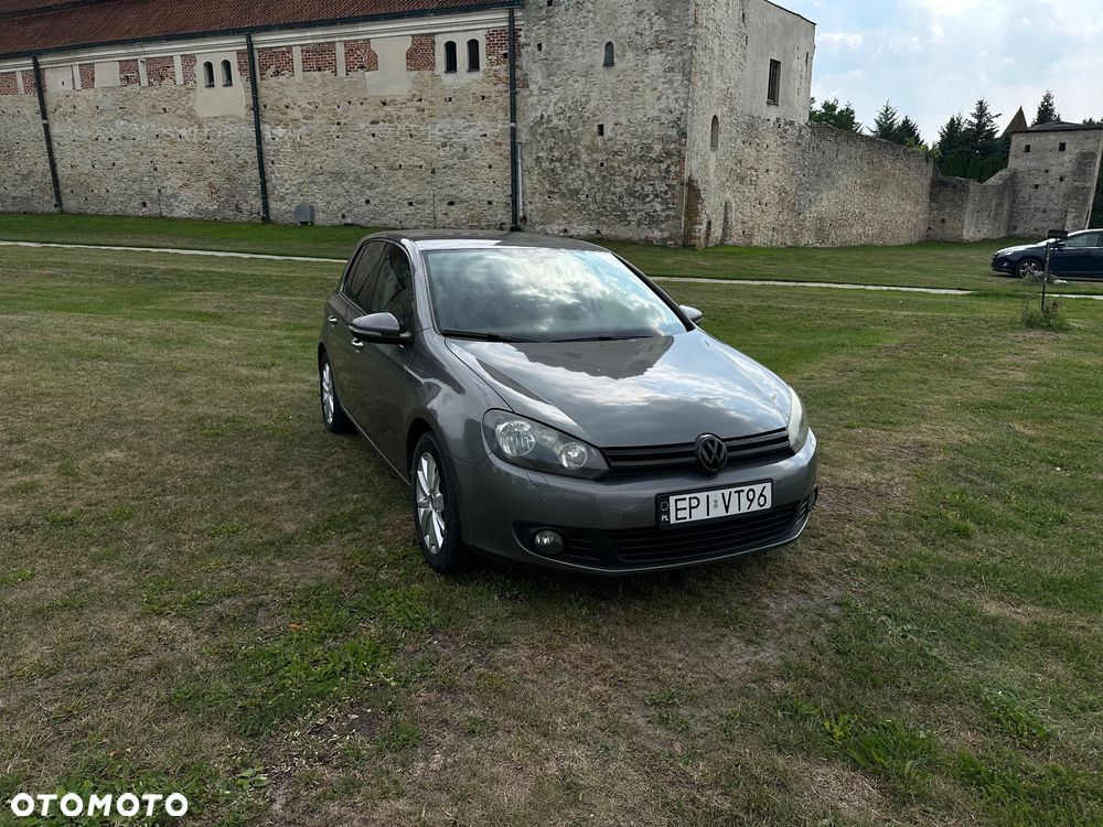 Volkswagen Golf 1.6 TDI DPF Highline - 1