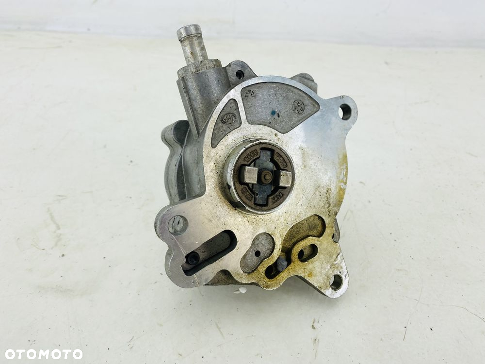 Audi Vw Seat Skoda pompa podciśnienia vacum 2.0 TDI - 2