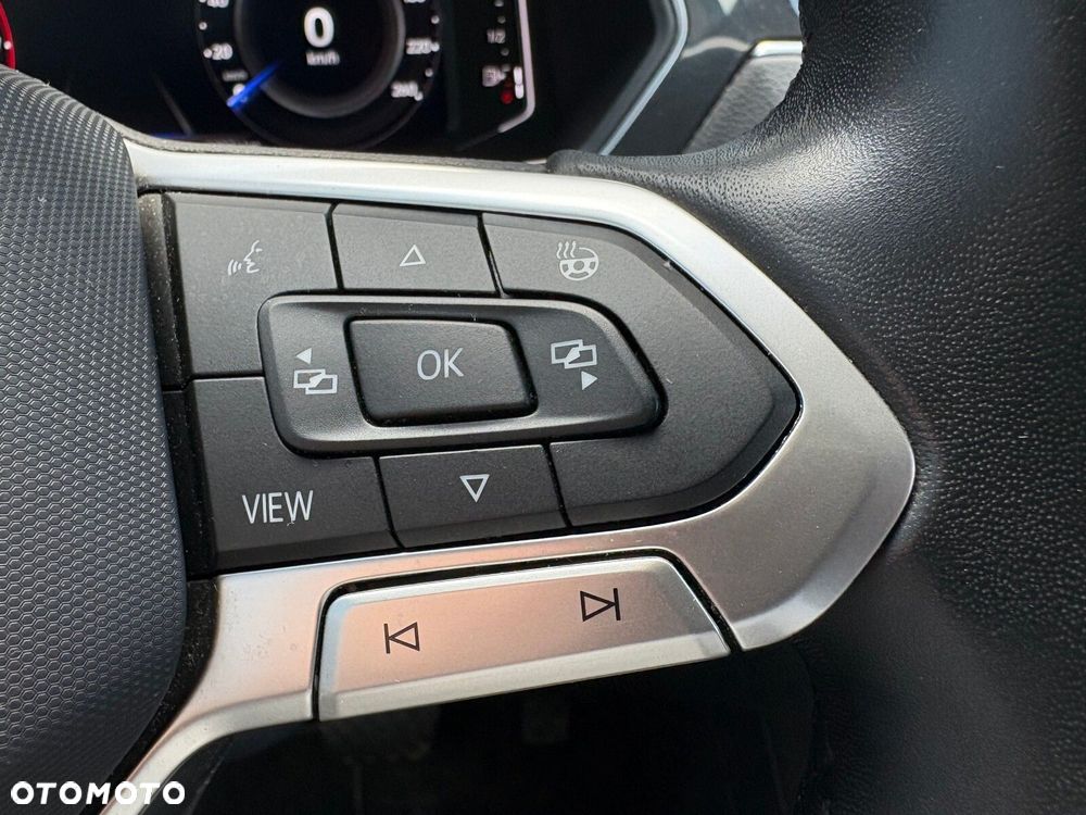 Volkswagen Tiguan - 26