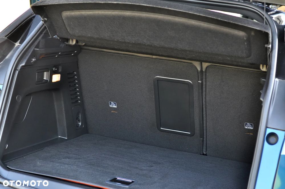 Peugeot 3008 225 e-EAT8 GT - 18
