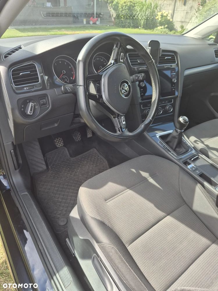Volkswagen Golf 1.4 TSI BMT Comfortline - 11