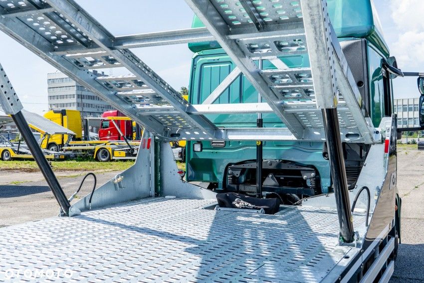 Iveco Eurocargo - 24