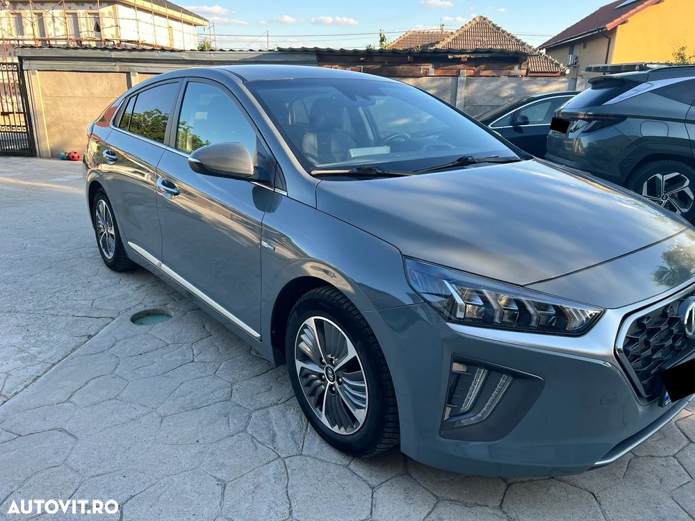 Hyundai IONIQ - 21