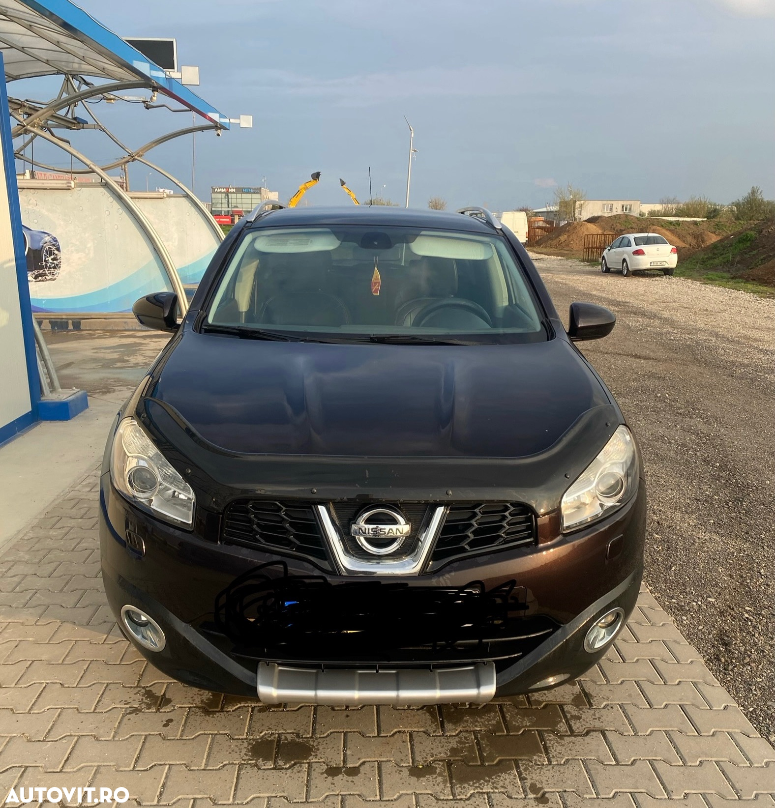 Nissan Qashqai 1.7 dCi TEKNA+ - 4