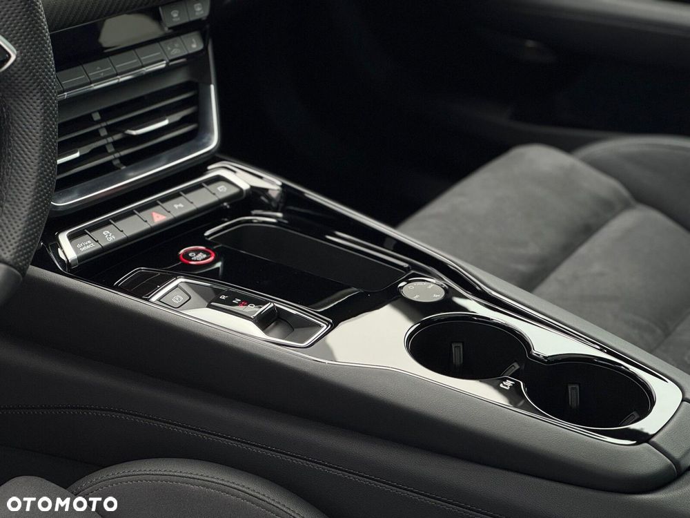 Audi e-tron GT - 13