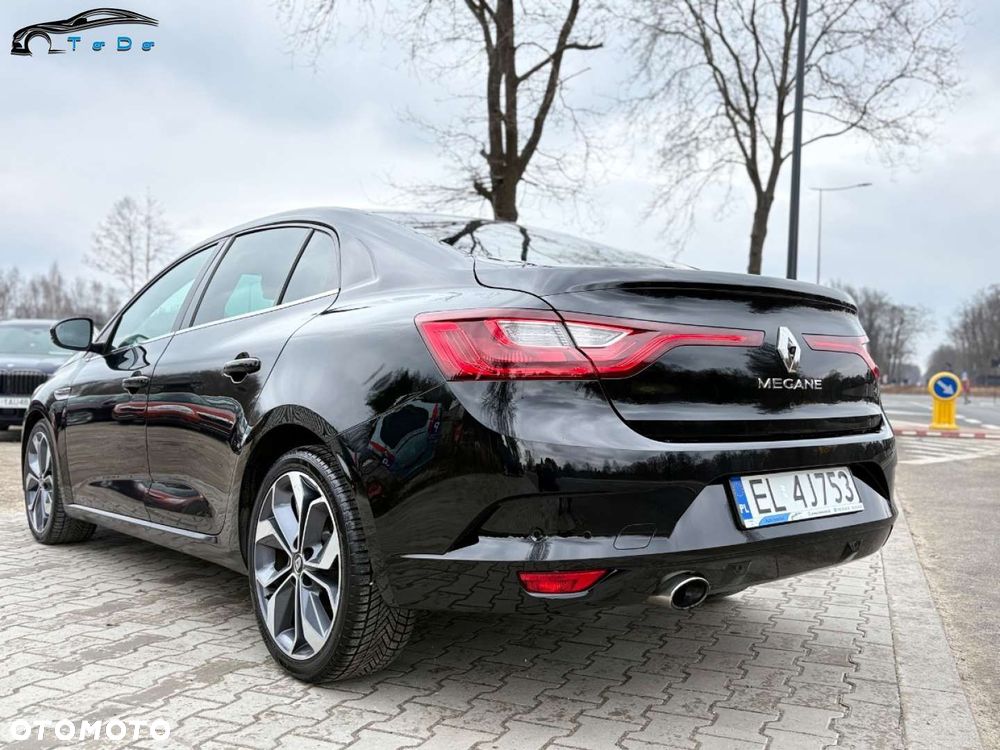 Renault Megane ENERGY TCe 130 Start & Stop Paris Business - 16