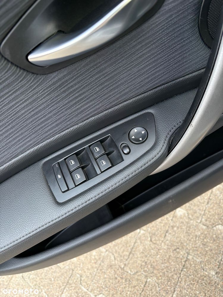 BMW Seria 1 - 26