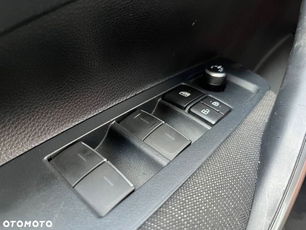 Toyota Corolla 1.5 Comfort MS - 25