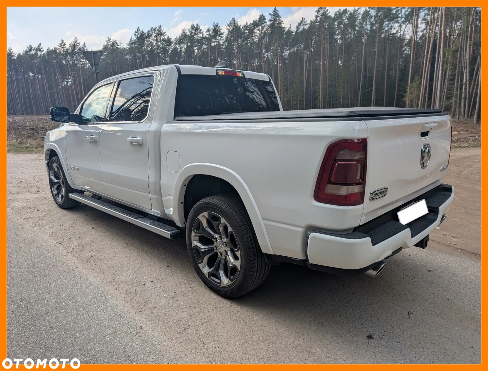 RAM 1500 Crew Cab Longhorn - 3