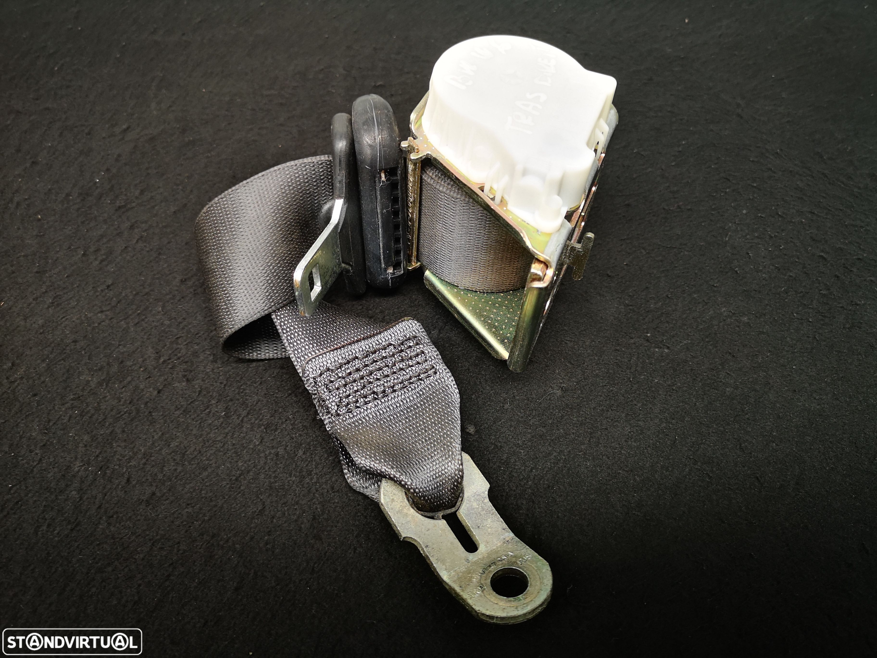 Cinto de Segurança traseira esquerda direita BMW6 E63 coupe 2004+ (2x no estoque) - 1