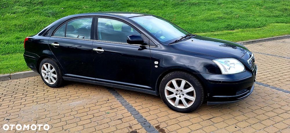 Toyota Avensis - 5