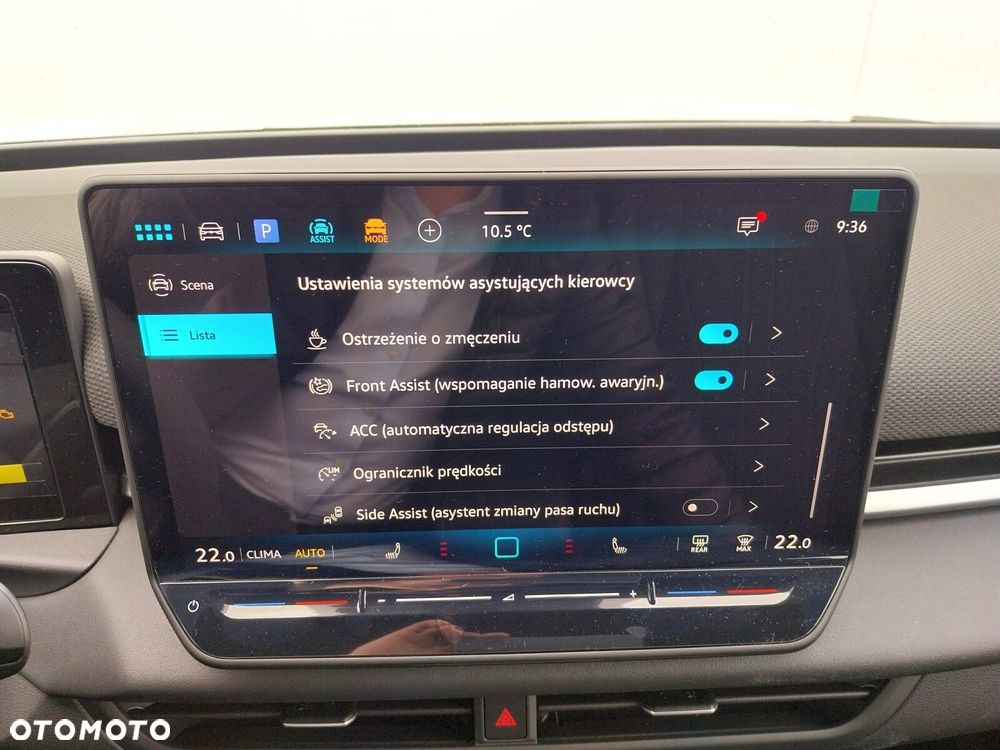 Volkswagen T-Roc - 13