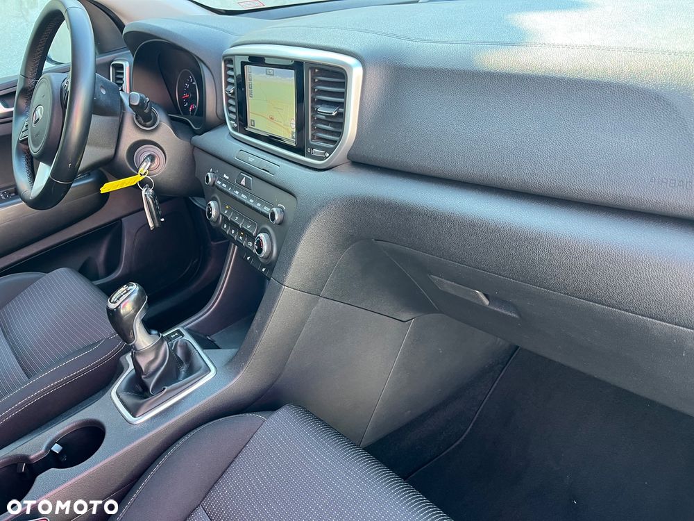Kia Sportage 1.6 T-GDI Business Line 4WD - 29