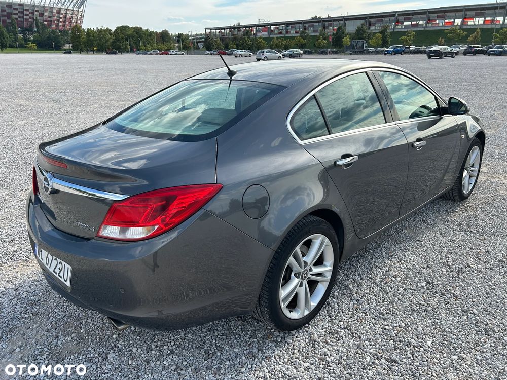 Opel Insignia 2.0 T Cosmo - 3