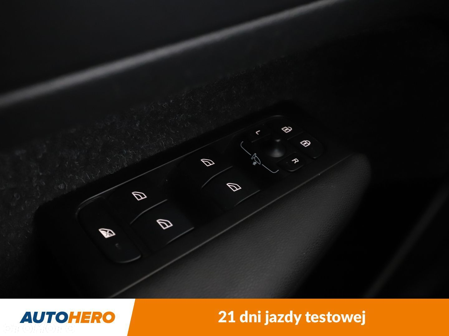 Volvo XC 40 - 34