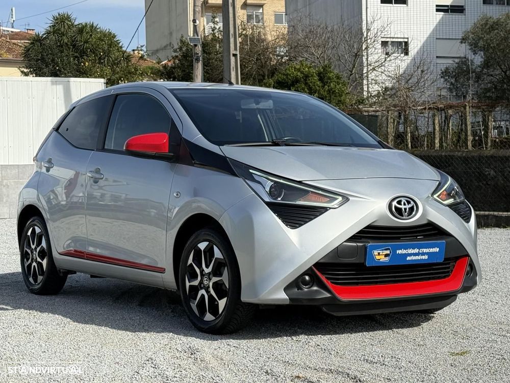 Toyota Aygo 1.0 X-Play+X-Touch - 1