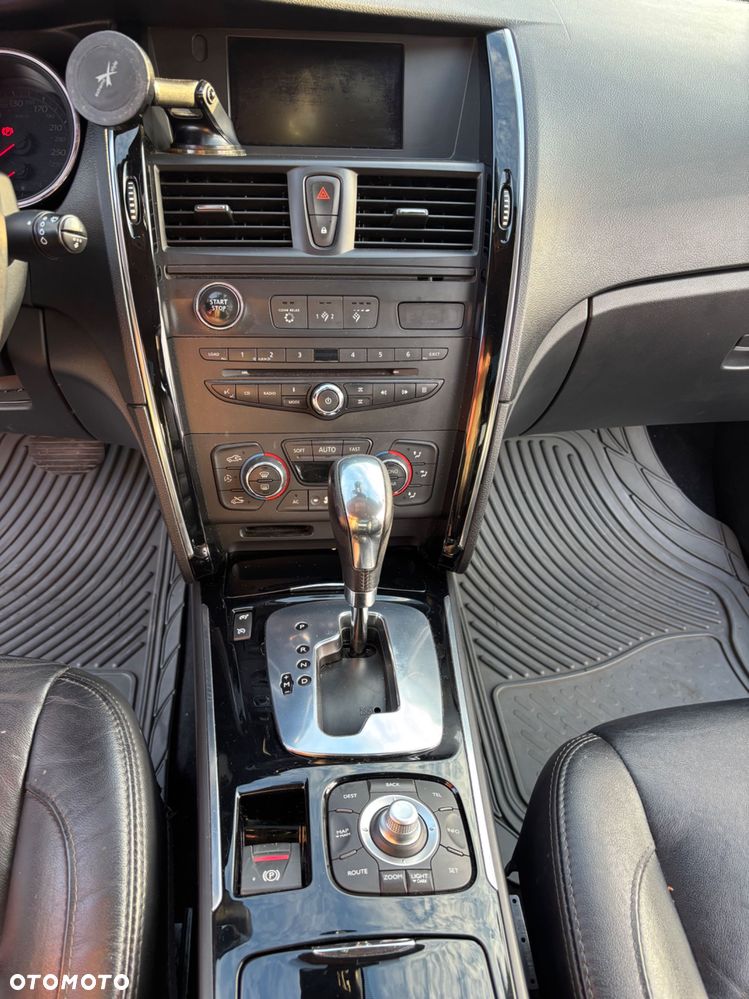Renault Latitude - 6