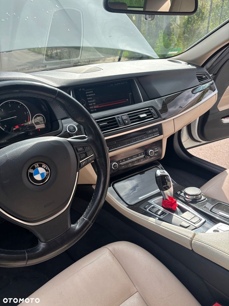 BMW Seria 5 520d - 8