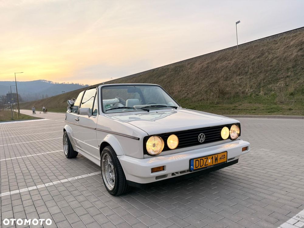 Volkswagen Golf - 6