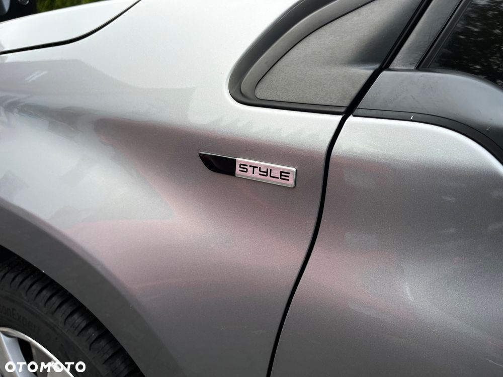 Peugeot 2008 1.2 Pure Tech Style - 9