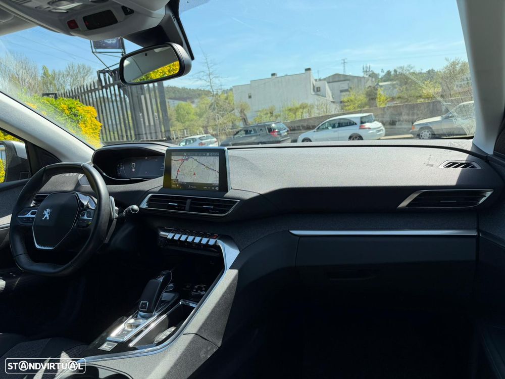 Peugeot 3008 1.2 PureTech Allure EAT8 - 9