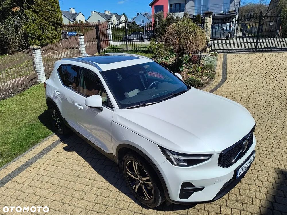 Volvo XC 40 B5 B AWD Geartronic RDesign - 3