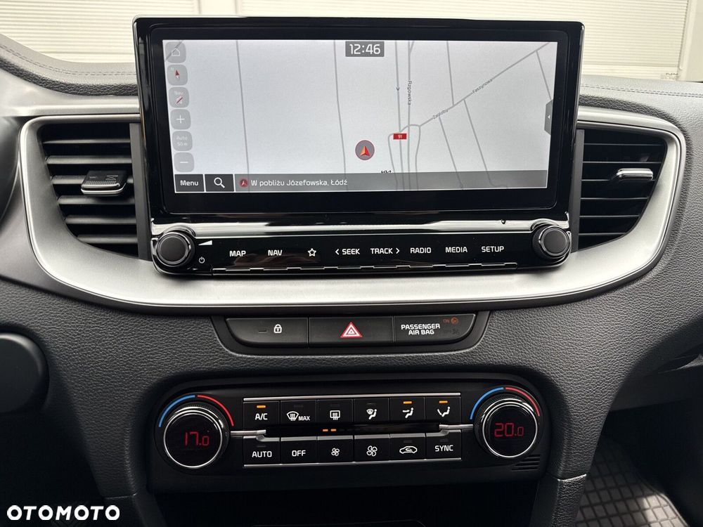 Kia Ceed 1.5 T-GDI M - 21