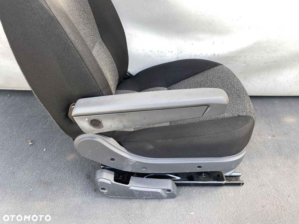DUCATO BOXER JUMPER 06- FOTEL PRZEDNI KIEROWCY LEWY Z PODŁOKIETNIKIEM - 6