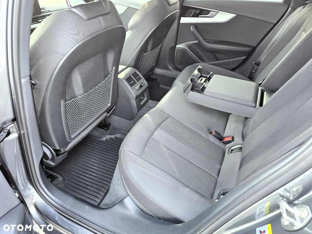 Audi A4 Avant 40 TFSI mHEV Quattro S Line S tronic - 29