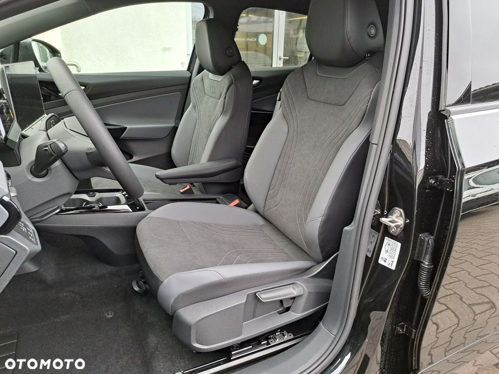 Volkswagen ID.5 52kWh Pure - 9