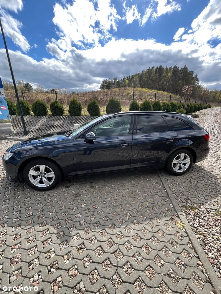 Audi A4 Avant 2.0 TDI - 15