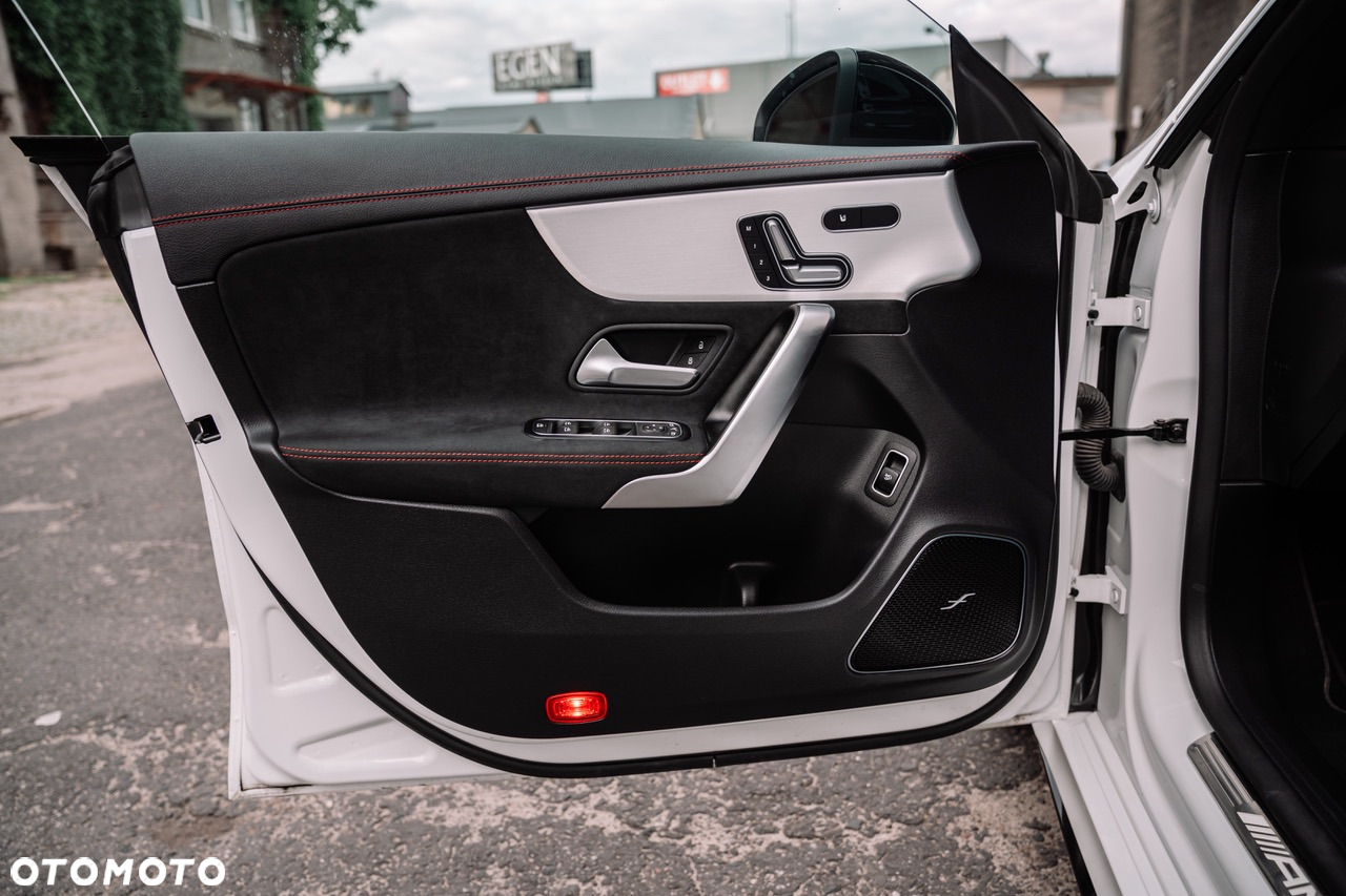 Mercedes-Benz CLA AMG 35 4-Matic 7G-DCT - 18