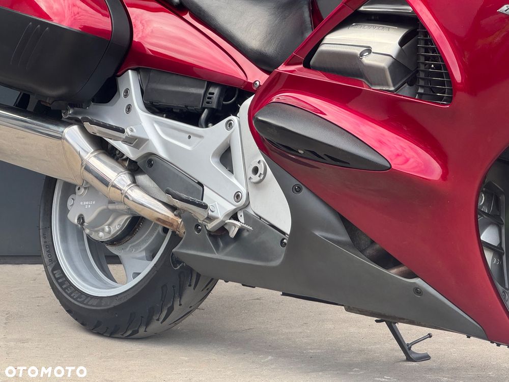 Honda ST - 5