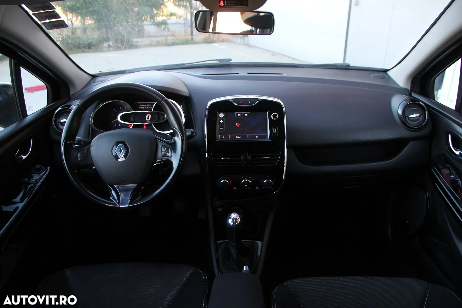 Renault Clio dCi 90 Limited - 8