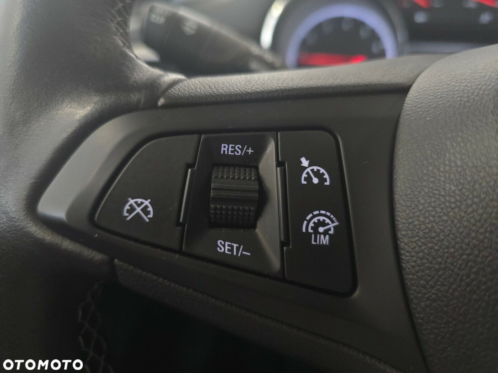 Opel Astra - 17